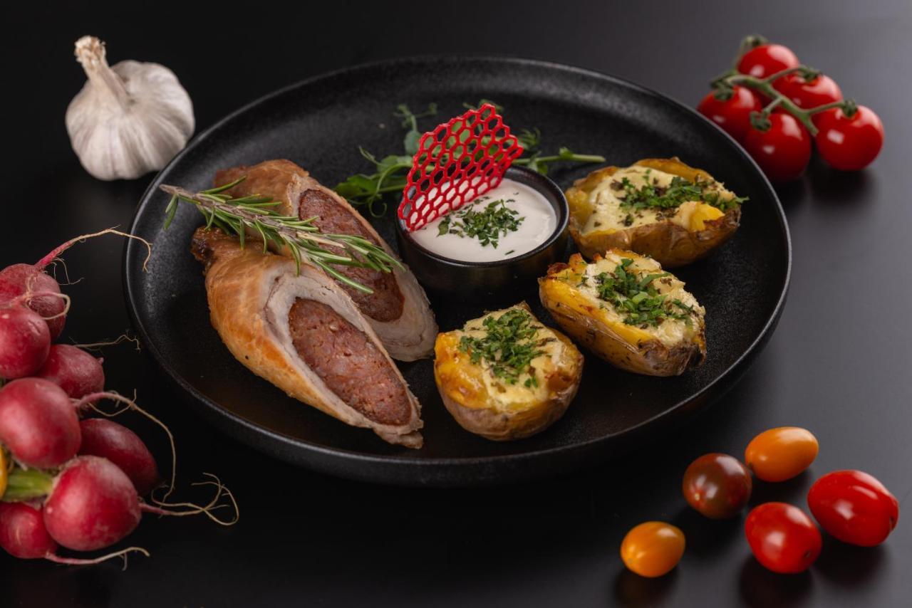 Hotel Restaurant Park Csíkszereda Kültér fotó